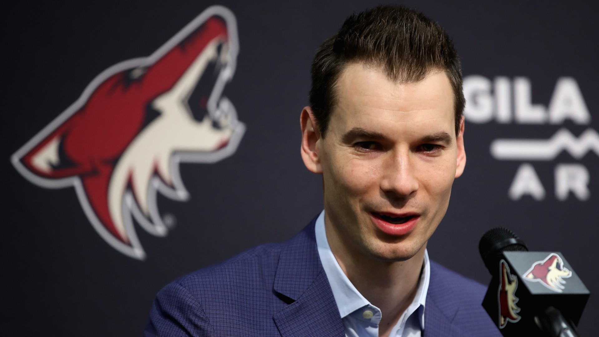 arizona-coyotes-john-chayka-100320-getty-ftr.jpeg